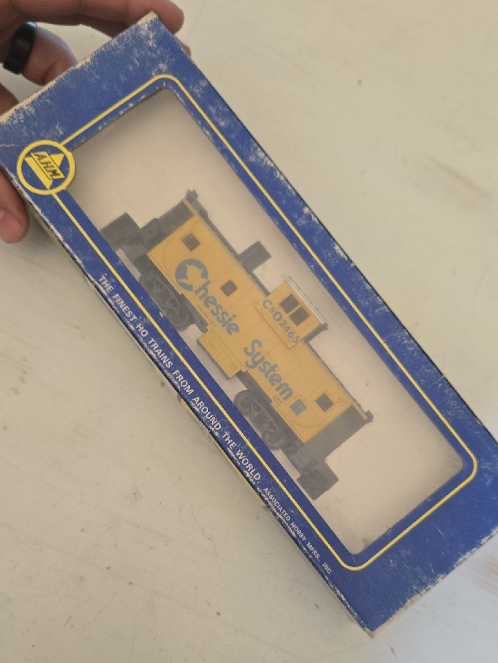 (NWT) AHM Roco 5485 Chessie System Extended Vision Caboose C&O